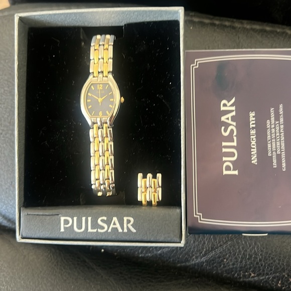 Pulsar TB51A Silver and Gold Two-Tone Tonneau Watch - Picture 5 of 5